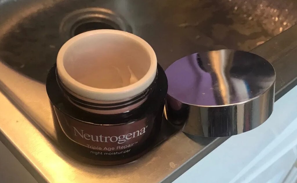 neutrogena triple age repair anti-aging night moisturizer